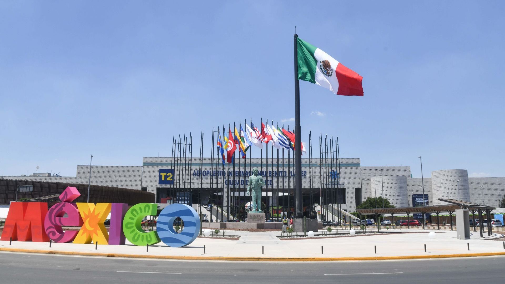 AICM Pide a Pasajeros Tomar Rutas Alternas Ante Bloqueo en Circuito Interior